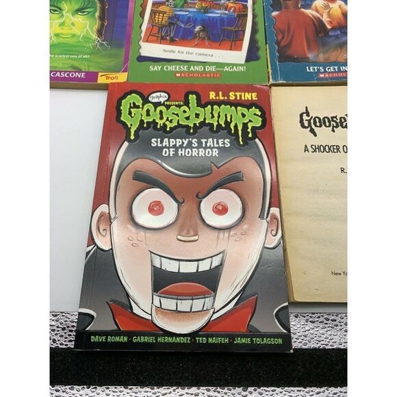 Vintage to Now Goosebumps Books RL Stine Paperback - Picture 5 of 11